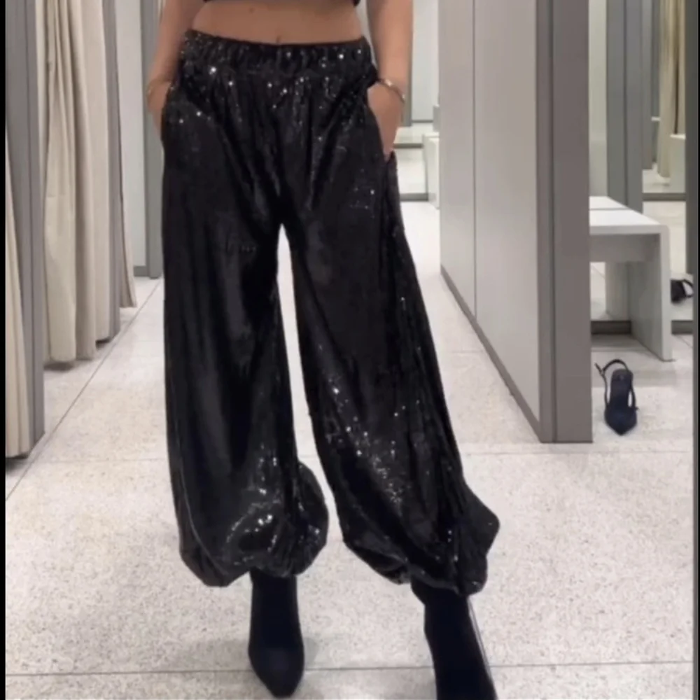 Zara SEQUIN BALLOON PANTS BLACK